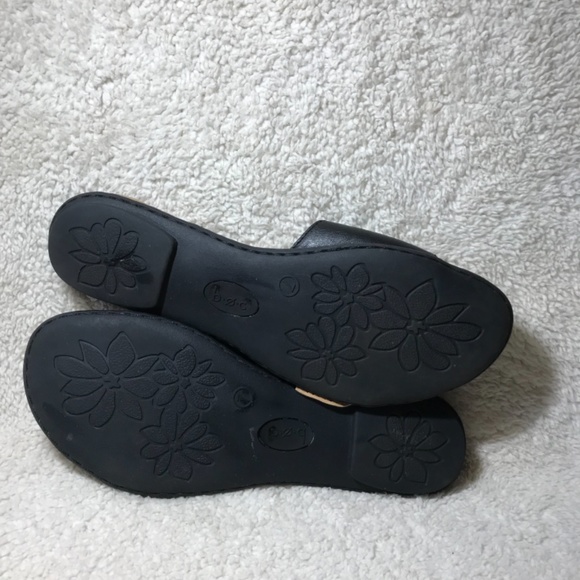 b.o.c. Black Leather Slide-on Sandals Size 7 - Picture 12 of 12